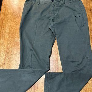 Oakley Pants  34x32